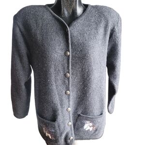 Dalia Gray Button-Up 100% Wool Grannycore Sweater with Embroidered Pockets M